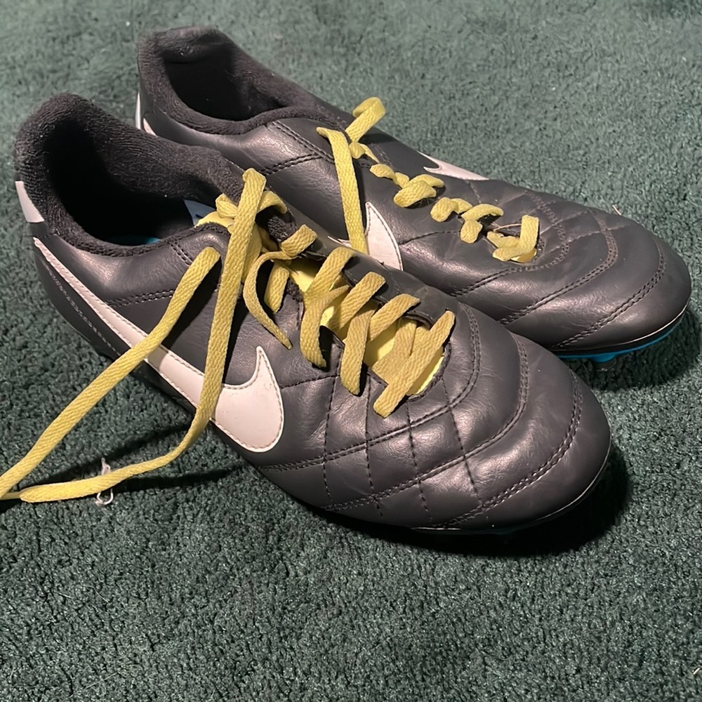 Nike Cleats shoes